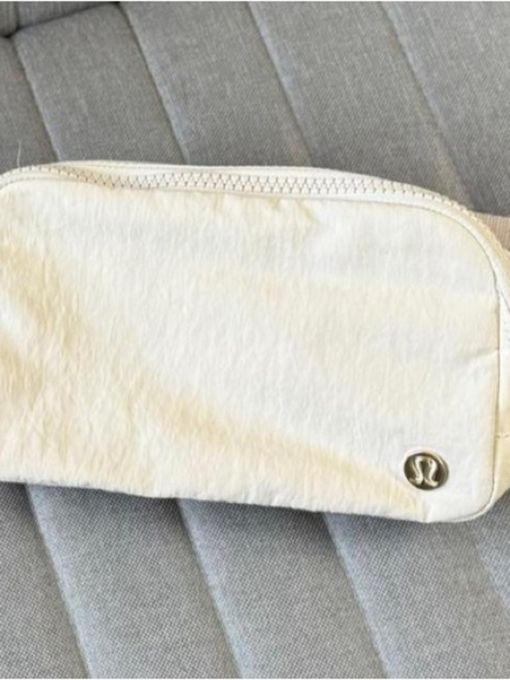 lululemon athletica Cream Wristlet Pouch - Compact Everyday Bag